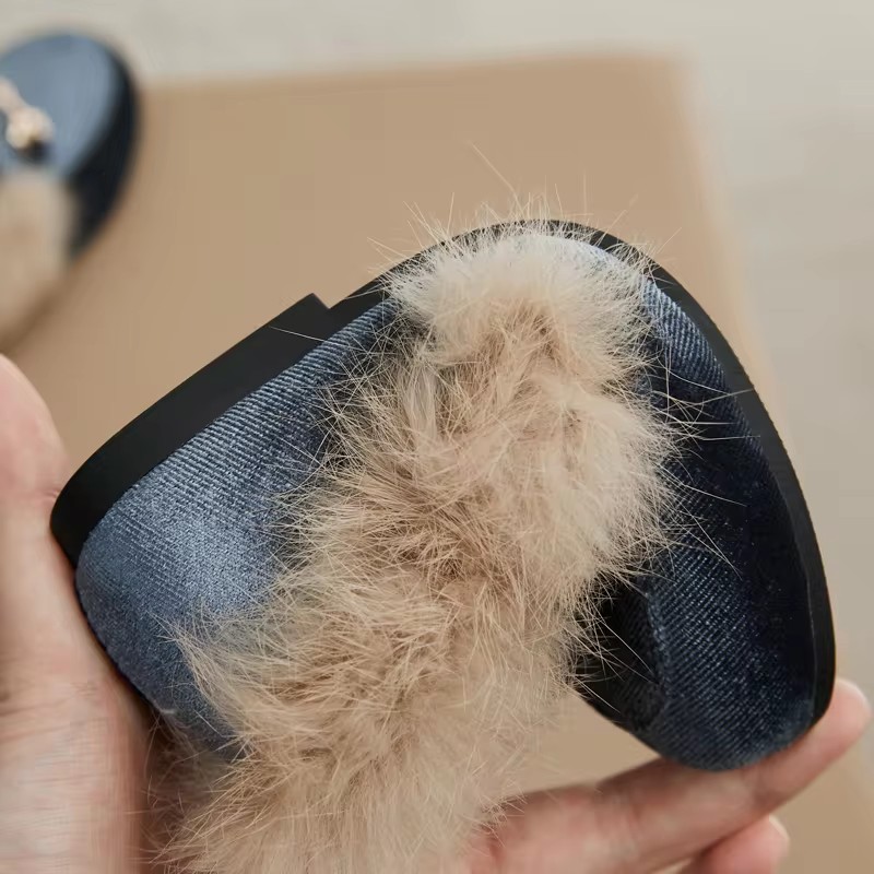 冬の子供の毛皮のプリンセスシューズ女の赤ちゃんベルベットブラ - Baby Products Brand のレビューと価格